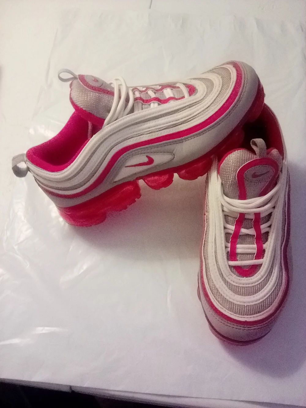Nike Kids' Red and White Air Bubble Sneakers